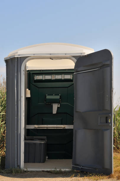 Portable Toilet Options We Offer in Watertown Town, MA